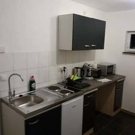 Ug Apartman *